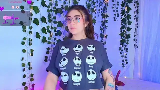 Samii Evans online show from 12-20-25, 01:45