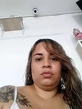 Snapshot of LINDAHALLS chatting on 07-02-26, 04:02 LINDAHALLS online show from 07-02-26, 04:02