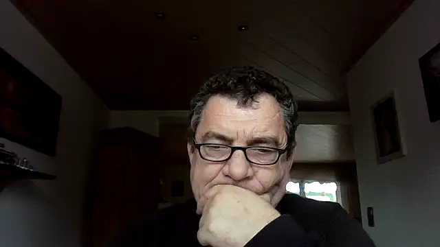 Nobbie444 online show from 11-13-25, 10:36