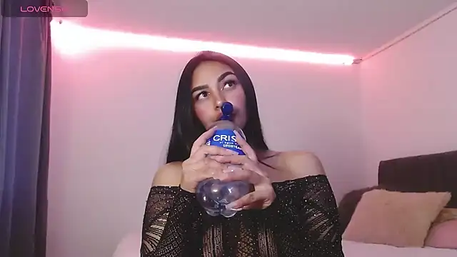 Melaniie01 online show from 04-14-26, 10:49