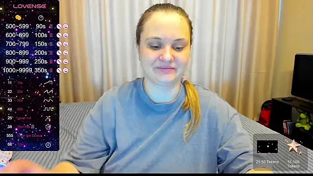 Snapshot of AlanaBrox chatting on 02-16-25, 05:59 AlanaBrox online show from 02-16-25, 05:59