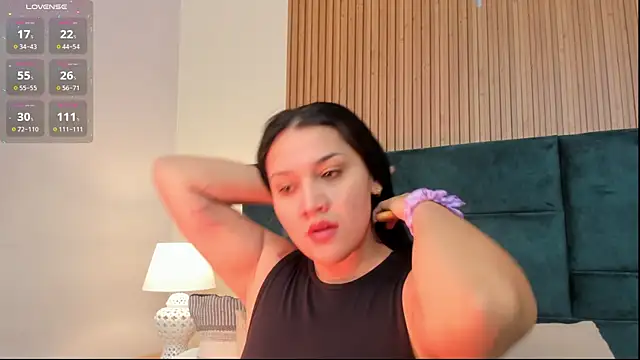 Snapshot of Kareena_chopra chatting on 07-07-26, 12:09 Kareena chopra online show from 07-07-26, 12:09
