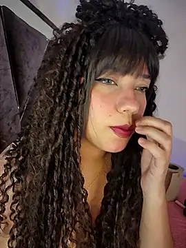 Snapshot of miafresa_hot chatting on 10-16-25, 10:33 miafresa hot online show from 10-16-25, 10:33