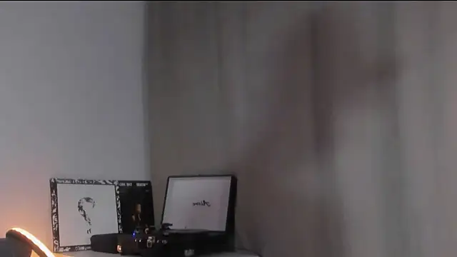 Nicky neal online show from 12-03-24, 01:41