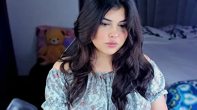 Alyaa s online show from 01-04-25, 04:12