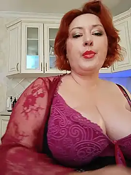 Snapshot of mom4you chatting on 07-08-26, 07:02 mom4you online show from 07-08-26, 07:02