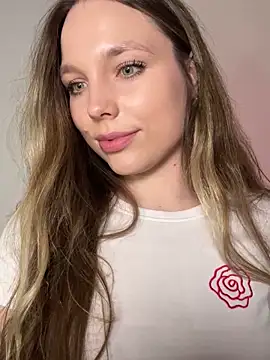 Snapshot of Sara_Browney chatting on 02-11-25, 09:35 Sara Browney online show from 02-11-25, 09:35