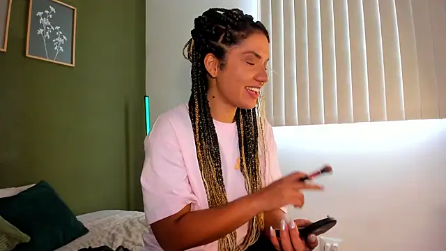 karlye 5 online show from 03-24-26, 03:39