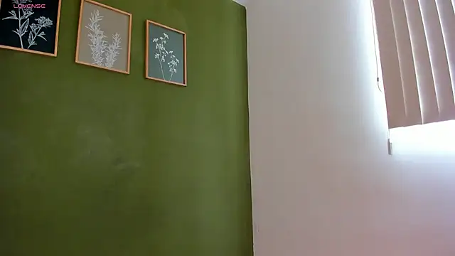 karlye 5 online show from 04-08-26, 02:39