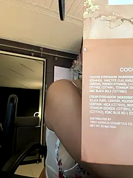 Snapshot of Emiily_W chatting on 11-10-25, 09:30 Emiily W online show from 11-10-25, 09:30