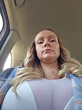 Bondgirl 013 online show from 11-23-25, 10:04