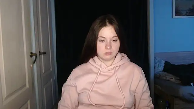 Snapshot of ryhhnnagold99 chatting on 02-15-26, 05:26 ryhhnnagold99 online show from 02-15-26, 05:26