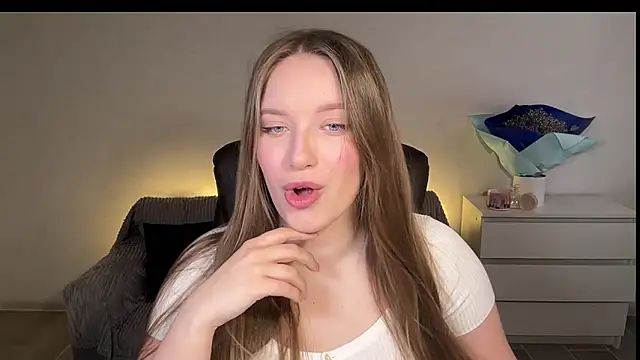 EvaMaddison online show from 03-09-26, 03:54