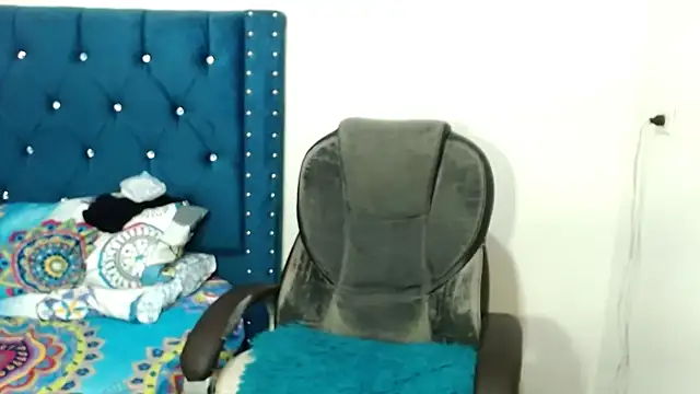 Snapshot of valeriaxxx11 chatting on 11-13-25, 07:13 valeriaxxx11 online show from 11-13-25, 07:13