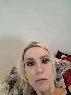 Snapshot of AureliaDoux chatting on 03-15-25, 09:38 AureliaDoux online show from 03-15-25, 09:38