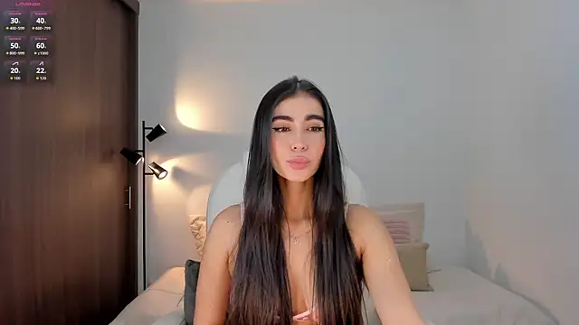 RebeccaBaxter online show from 01-12-26, 01:33