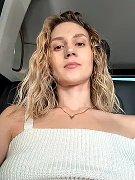 Snapshot of Feral_berry_8133 chatting on 09-18-25, 07:32 Feral berry 8133 online show from 09-18-25, 07:32