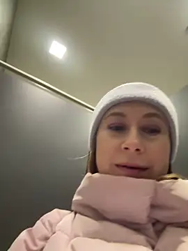 BrookeEvans online show from 02-12-25, 07:02