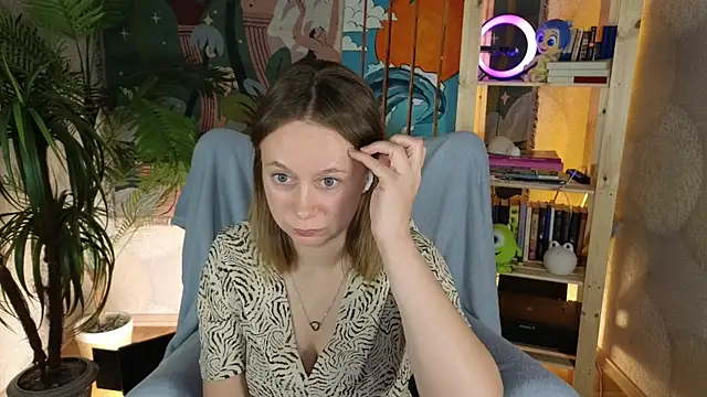 BrookeEvans online show from 10-03-25, 08:50