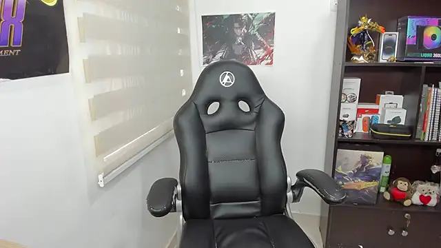 Snapshot of SIXXTOLOVE18 chatting on 03-13-25, 07:06 SIXXTOLOVE18 online show from 03-13-25, 07:06