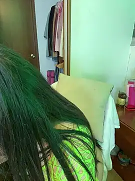 Snapshot of KateLatorre chatting on 03-15-25, 10:55 KateLatorre online show from 03-15-25, 10:55