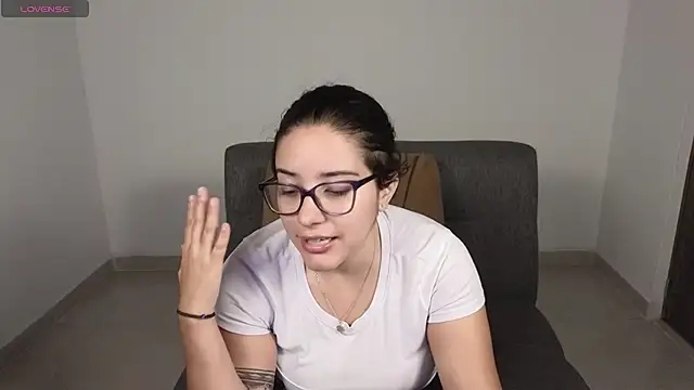 blue  moon  online show from 10-08-25, 02:42