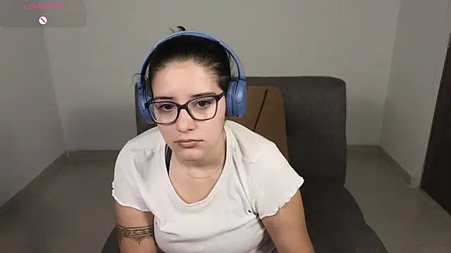 blue  moon  online show from 10-10-25, 01:15