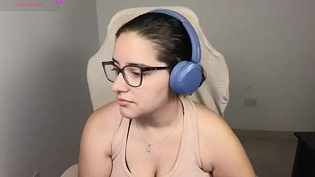 blue  moon  online show from 11-23-25, 02:11