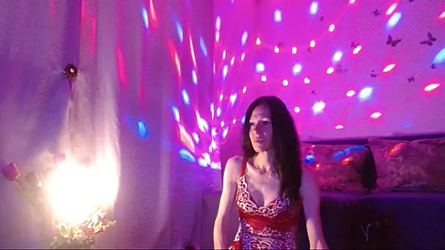 ElysaSun online show from 05-24-26, 05:40