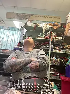 evacheers online show from 01-18-25, 11:11