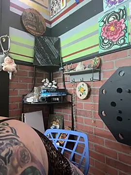 evacheers online show from 11-09-25, 03:54