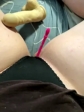 katcclovea online show from 11-03-25, 04:36