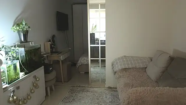 remirann  online show from 03-27-26, 09:53