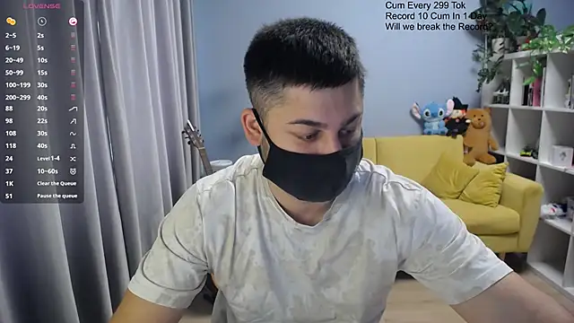 Tomguys online show from 04-08-26, 08:25