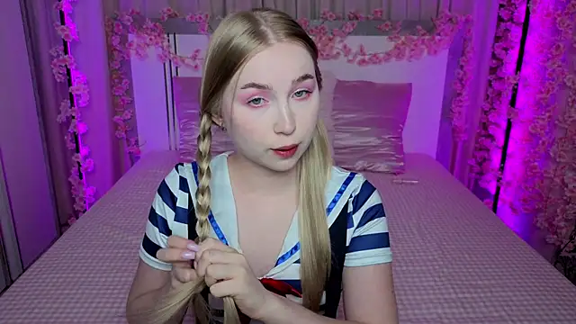 Snapshot of LilyStarlight chatting on 07-02-26, 03:45 LilyStarlight online show from 07-02-26, 03:45