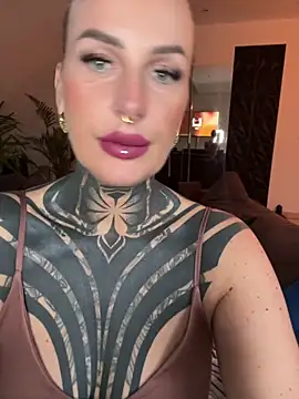 InkedBiitch online show from 04-25-26, 05:43