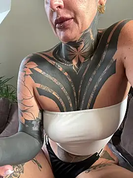 InkedBiitch online show from 06-29-26, 09:04
