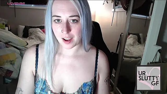 ursluttygf online show from 11-08-25, 10:08