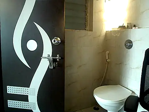 Snapshot of king_kong_india1 chatting on 10-01-25, 05:13 king kong india1 online show from 10-01-25, 05:13