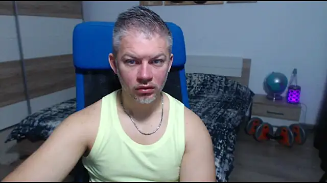 RobbyShawz online show from 10-29-25, 05:42