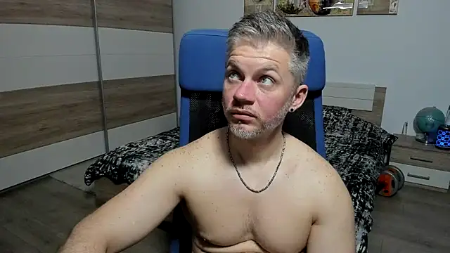RobbyShawz online show from 05-11-26, 07:22