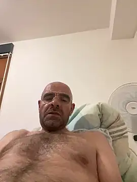 Snapshot of slim1976006 chatting on 07-10-26, 10:56 slim1976006 online show from 07-10-26, 10:56