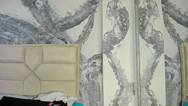 Rianamanson online show from 10-15-25, 09:48