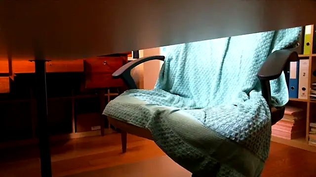 leccaleccafiga online show from 04-04-26, 12:02