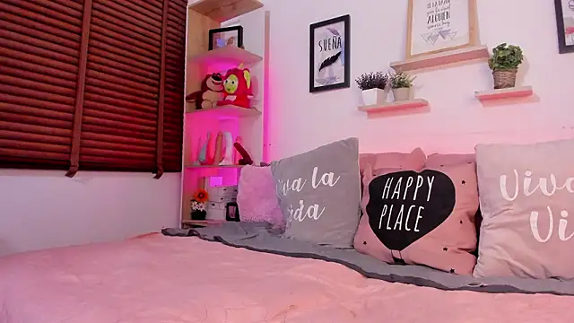 Nata Villalobos online show from 03-14-26, 03:23