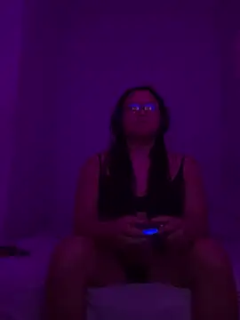 Snapshot of robinlyn chatting on 02-02-25, 10:24 robinlyn online show from 02-02-25, 10:24