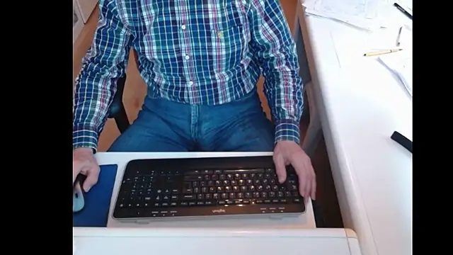 Snapshot of dutchpornking chatting on 01-29-25, 12:45 dutchpornking online show from 01-29-25, 12:45