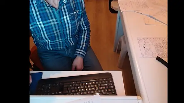 Snapshot of dutchpornking chatting on 02-07-25, 06:45 dutchpornking online show from 02-07-25, 06:45