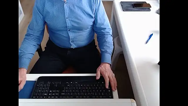 dutchpornking online show from 03-06-26, 07:27