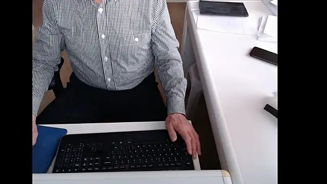 dutchpornking online show from 04-02-26, 05:49